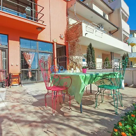 Fuer 2 Personen Ca 18 Qm In Pula, Istrien Istrische Riviera * Pula