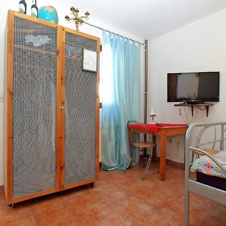 Fuer 2 Personen Ca 18 Qm In Pula, Istrien Istrische Riviera